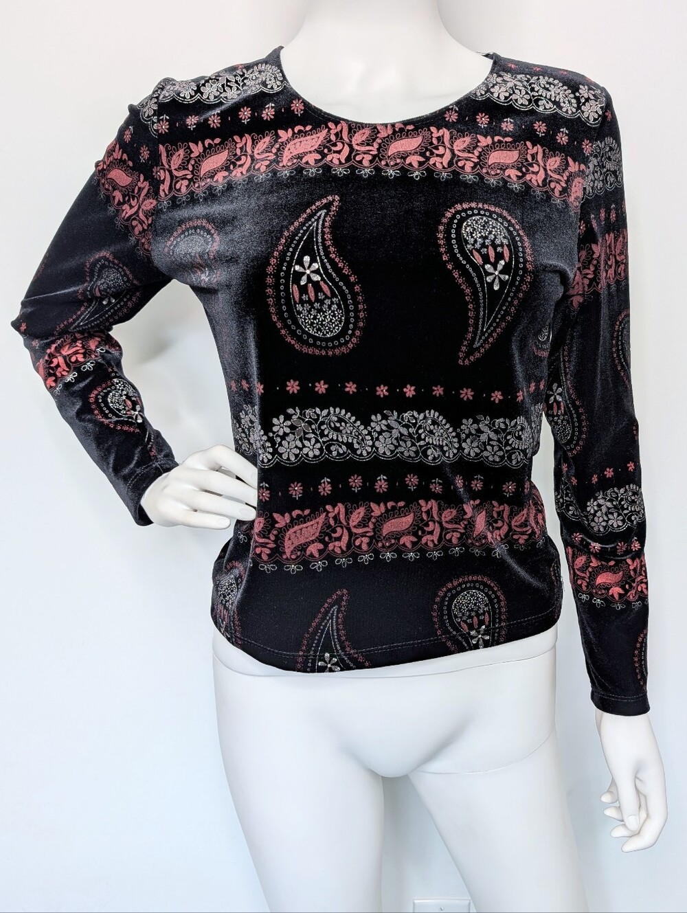 Vintage 90s Black Velvet Long Sleeve Top With Silver & Rust Red Paisley Pattern